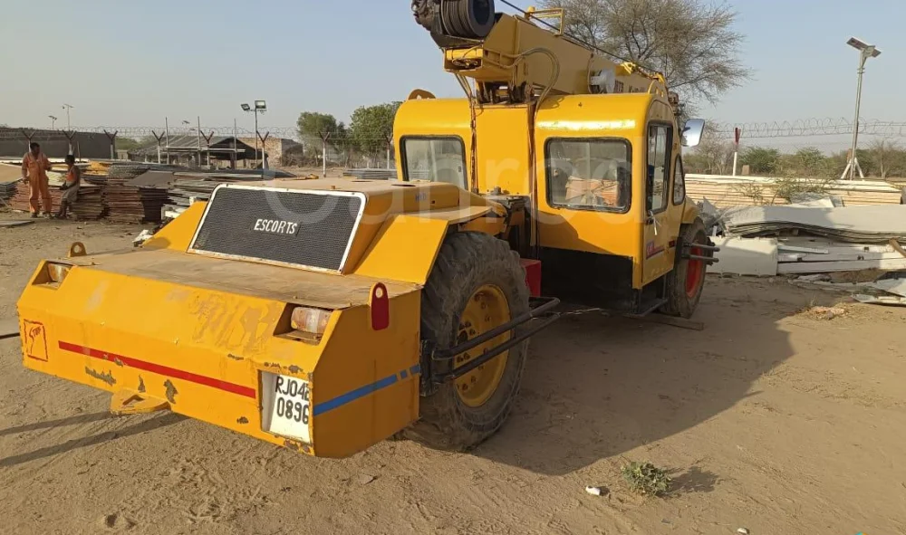 Escorts K10 Cranes